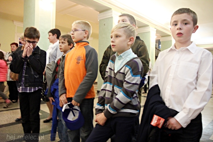 Dni Papieskie 2014: wystawa w holu SCK i spotkanie z ks. Januszem Królikowskim