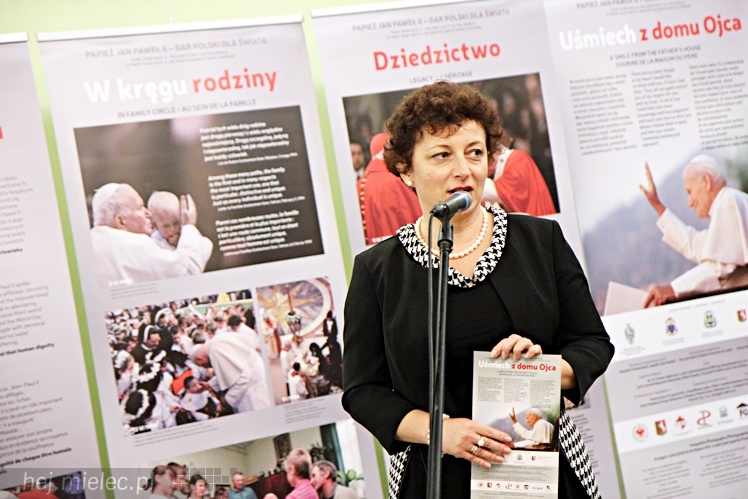 Dni Papieskie 2014: wystawa w holu SCK i spotkanie z ks. Januszem Królikowskim