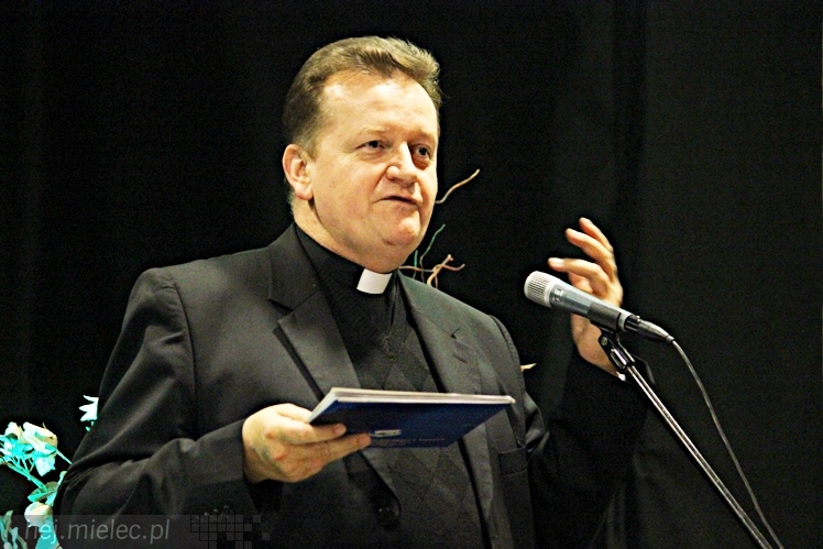 Dni Papieskie 2014: wystawa w holu SCK i spotkanie z ks. Januszem Królikowskim