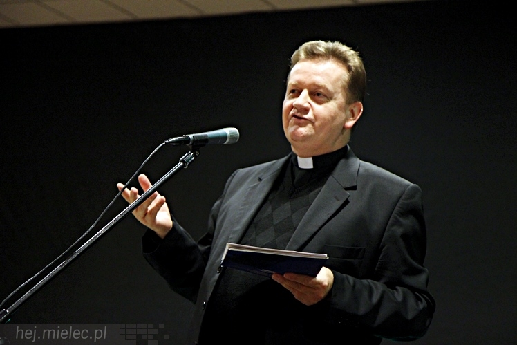 Dni Papieskie 2014: wystawa w holu SCK i spotkanie z ks. Januszem Królikowskim