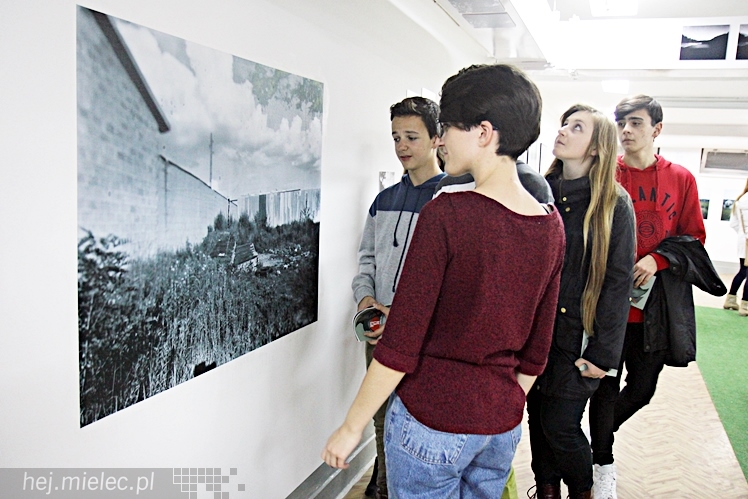 FINAŁ M4 2014 - RELACJE: Wernisaż wystaw - Półprzewodnik i Miasto To Ludzie