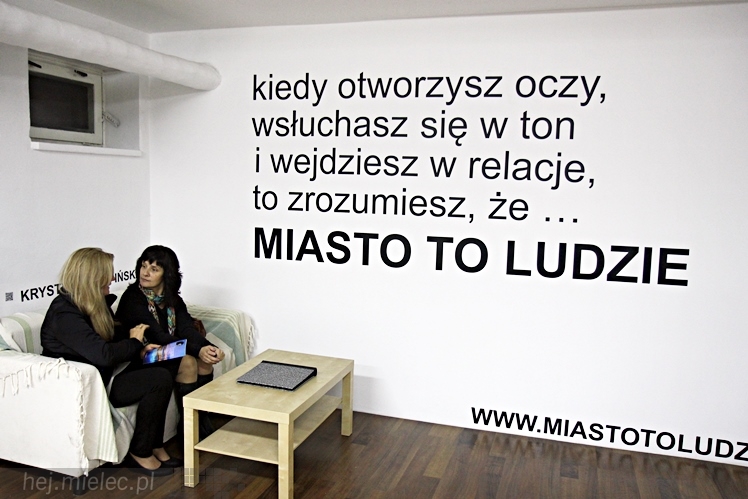 FINAŁ M4 2014 - RELACJE: Wernisaż wystaw - Półprzewodnik i Miasto To Ludzie