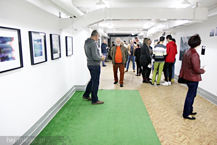 FINAŁ M4 2014 - RELACJE: Wernisaż wystaw - Półprzewodnik i Miasto To Ludzie