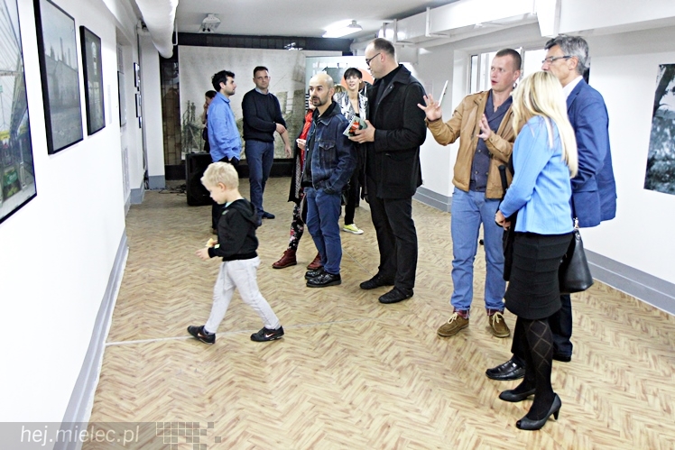 FINAŁ M4 2014 - RELACJE: Wernisaż wystaw - Półprzewodnik i Miasto To Ludzie