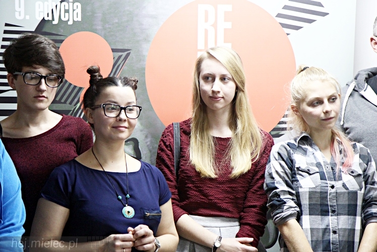 FINAŁ M4 2014 - RELACJE: Wernisaż wystaw - Półprzewodnik i Miasto To Ludzie