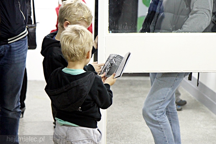 FINAŁ M4 2014 - RELACJE: Wernisaż wystaw - Półprzewodnik i Miasto To Ludzie