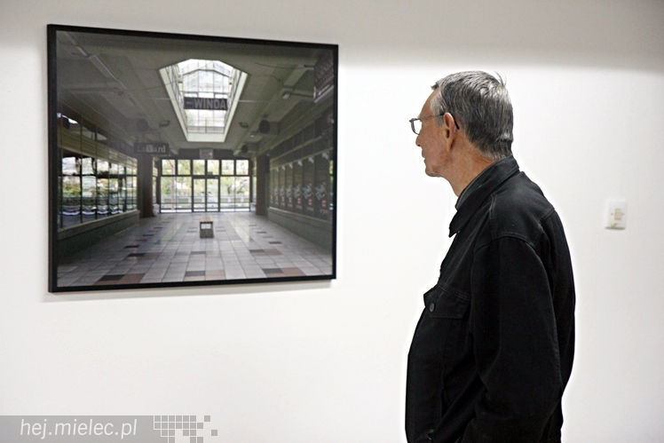 FINAŁ M4 2014 - RELACJE: Wernisaż wystaw - Półprzewodnik i Miasto To Ludzie