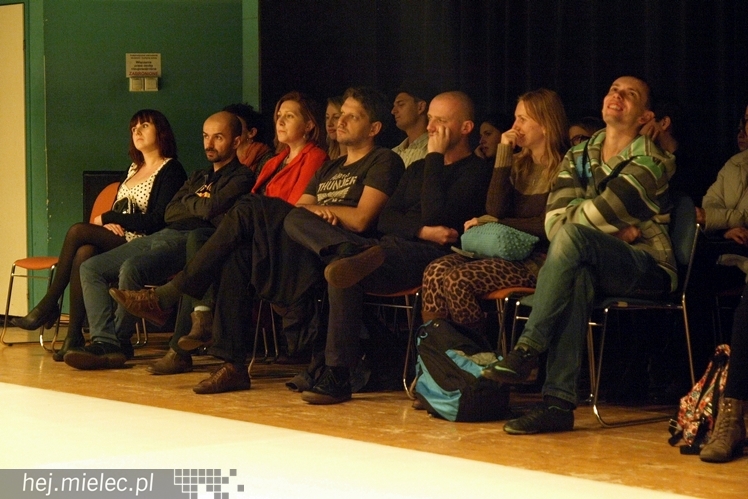 FINAŁ M4 2014 - RELACJE: ?Station De Corps? - taneczny spektakl z widownią? na scenie