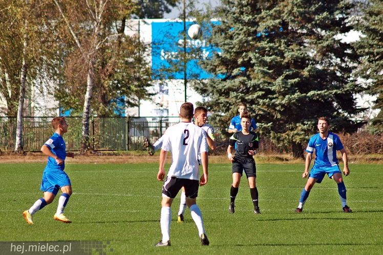 Legia Warszawa za mocna dla Stali Mielec w meczu CLJ