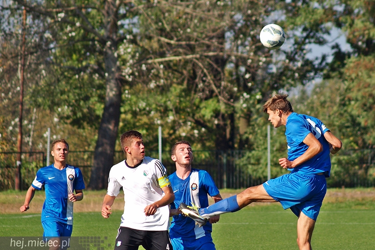 Legia Warszawa za mocna dla Stali Mielec w meczu CLJ