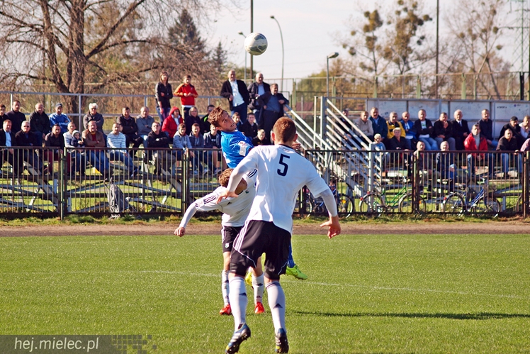 Legia Warszawa za mocna dla Stali Mielec w meczu CLJ