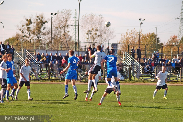 Legia Warszawa za mocna dla Stali Mielec w meczu CLJ