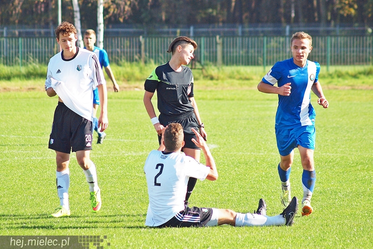 Legia Warszawa za mocna dla Stali Mielec w meczu CLJ