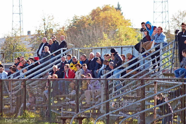 Legia Warszawa za mocna dla Stali Mielec w meczu CLJ