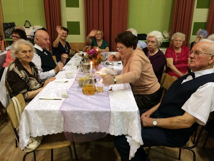 Prawie 110 osób bawiło się w SDK na spotkaniu z okazji Dnia Seniora