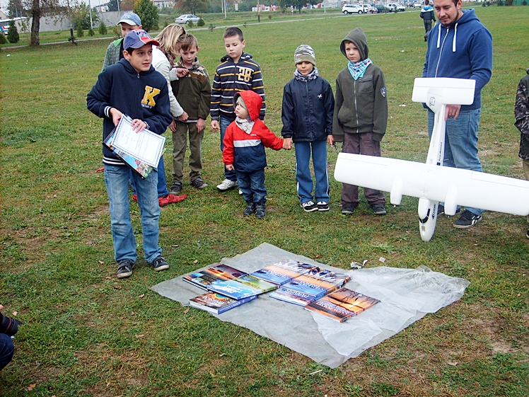 W sobotę odbyły się ?Otwarte zawody latawców skrzynkowych i płaskich?
