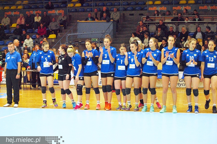 Kolejne zwycięstwo siatkarek Szóstki Mielec