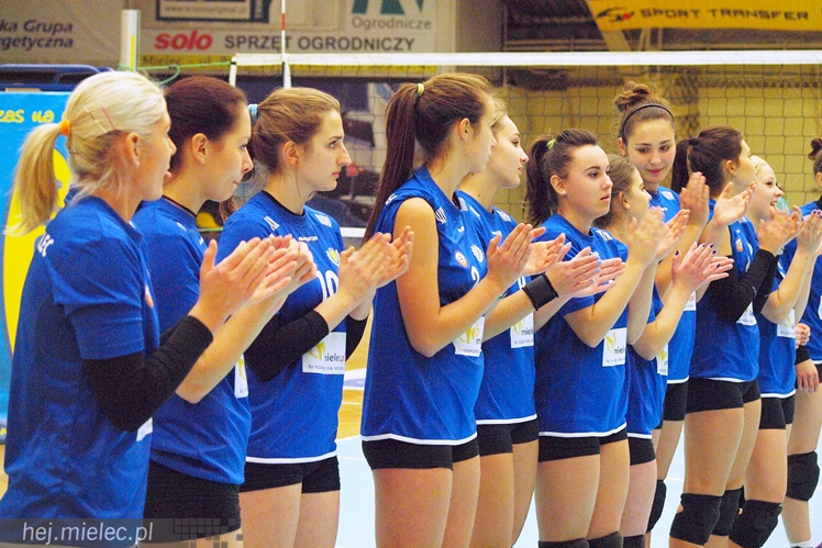 Kolejne zwycięstwo siatkarek Szóstki Mielec