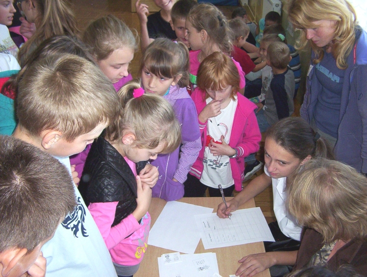 Światowy Dzień Tabliczki Mnożenia w szkole w Zabrniu