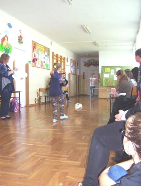 Światowy Dzień Tabliczki Mnożenia w szkole w Zabrniu