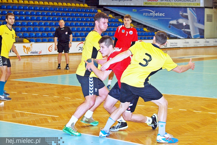Zwycięstwo SPR Stali II Mielec na inaugurację sezonu w 3 lidze