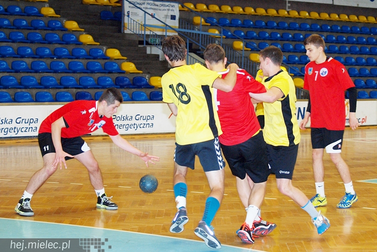 Zwycięstwo SPR Stali II Mielec na inaugurację sezonu w 3 lidze