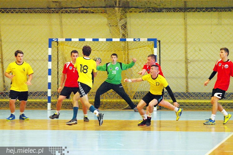 Zwycięstwo SPR Stali II Mielec na inaugurację sezonu w 3 lidze