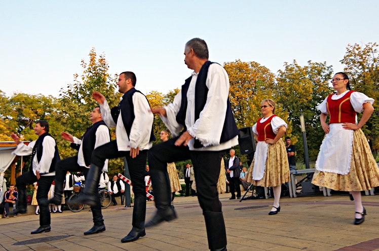 Stowarzyszenie Seniorów ZPiT ?RZESZOWIACY? na szolnockim Festiwalu Gulaszu