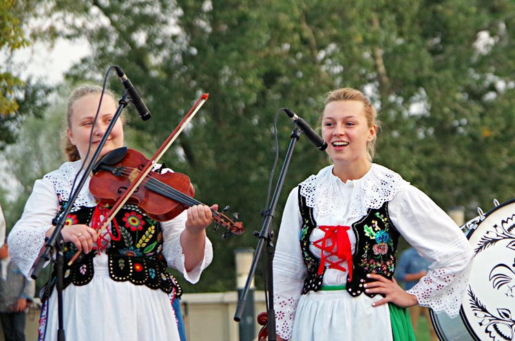 Stowarzyszenie Seniorów ZPiT ?RZESZOWIACY? na szolnockim Festiwalu Gulaszu