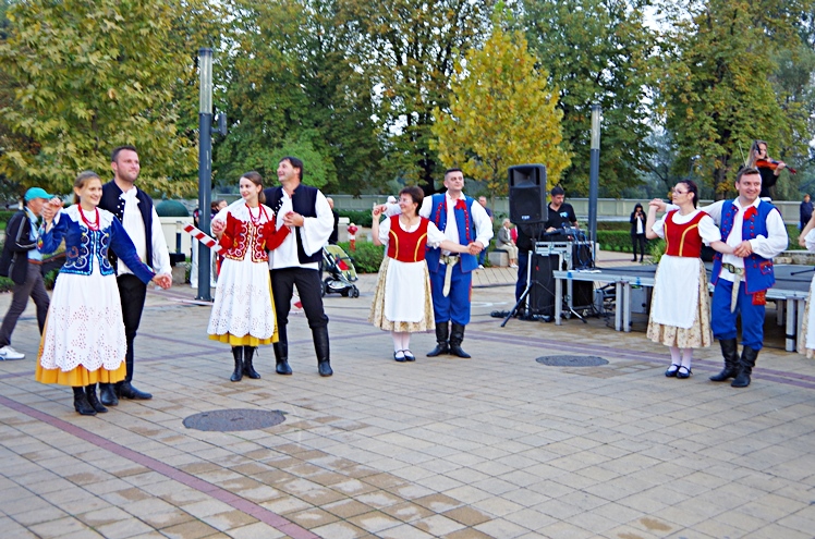 Stowarzyszenie Seniorów ZPiT ?RZESZOWIACY? na szolnockim Festiwalu Gulaszu