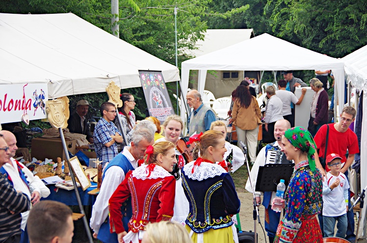 Stowarzyszenie Seniorów ZPiT ?RZESZOWIACY? na szolnockim Festiwalu Gulaszu