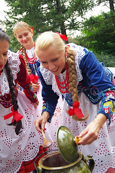 Stowarzyszenie Seniorów ZPiT ?RZESZOWIACY? na szolnockim Festiwalu Gulaszu