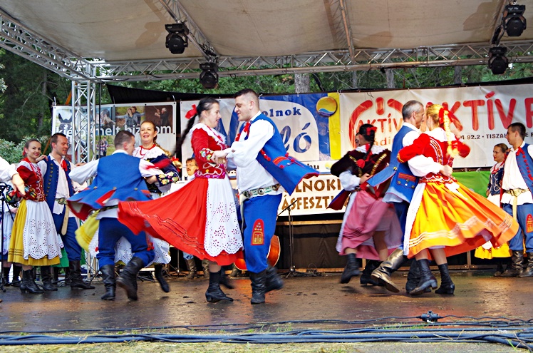 Stowarzyszenie Seniorów ZPiT ?RZESZOWIACY? na szolnockim Festiwalu Gulaszu