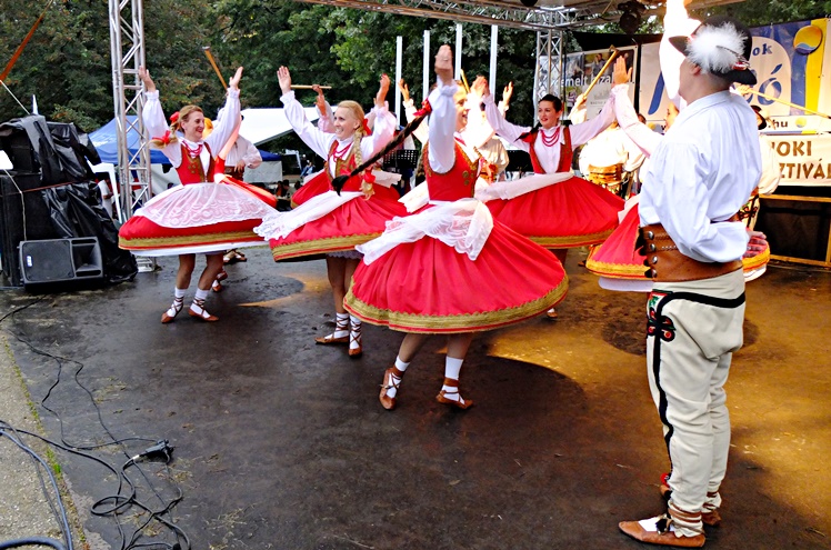 Stowarzyszenie Seniorów ZPiT ?RZESZOWIACY? na szolnockim Festiwalu Gulaszu