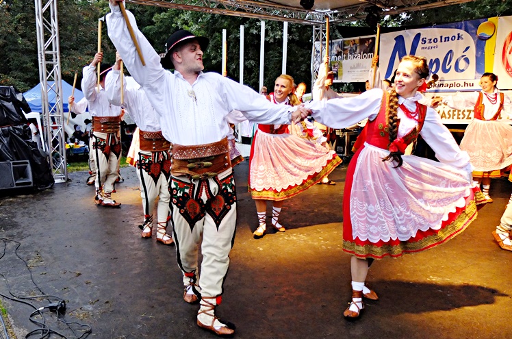 Stowarzyszenie Seniorów ZPiT ?RZESZOWIACY? na szolnockim Festiwalu Gulaszu