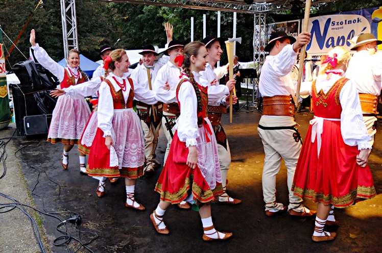 Stowarzyszenie Seniorów ZPiT ?RZESZOWIACY? na szolnockim Festiwalu Gulaszu
