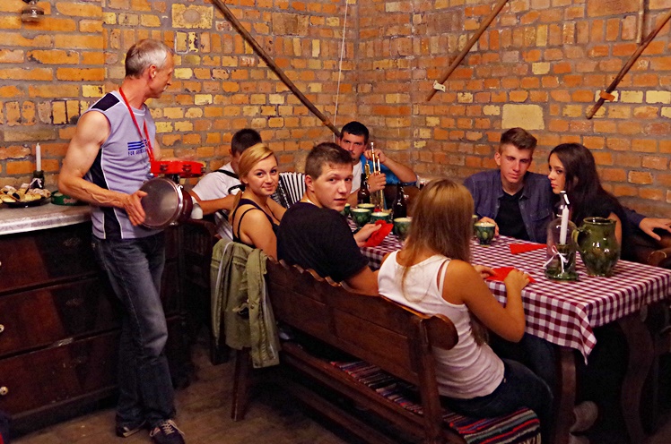 Stowarzyszenie Seniorów ZPiT ?RZESZOWIACY? na szolnockim Festiwalu Gulaszu