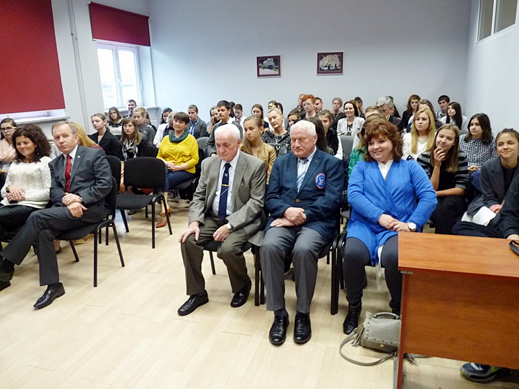 IV edycja Powiatowego Konkursu Poezji i Piosenki ?Barwy Mojej Ojczyzny? rozstrzygnięta