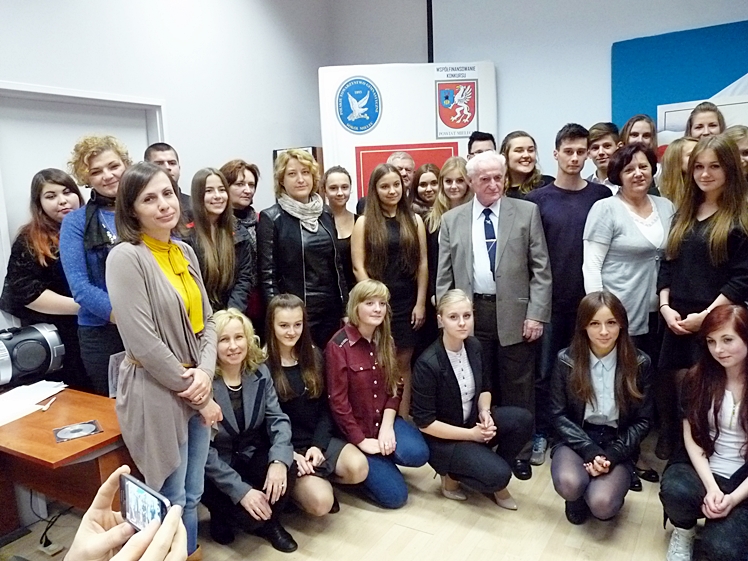 IV edycja Powiatowego Konkursu Poezji i Piosenki ?Barwy Mojej Ojczyzny? rozstrzygnięta