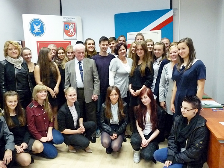 IV edycja Powiatowego Konkursu Poezji i Piosenki ?Barwy Mojej Ojczyzny? rozstrzygnięta