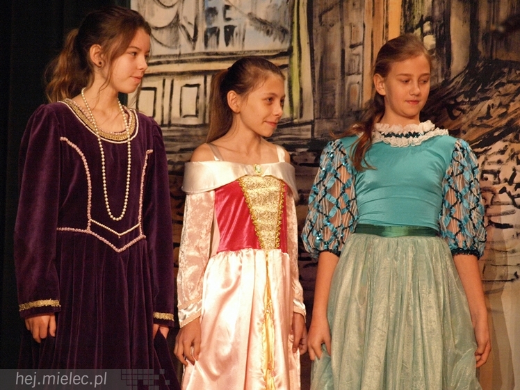 XIV Przegląd Dziecięcych Grup Teatralnych SCENAŻERIA