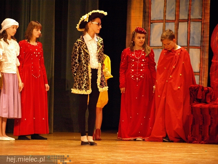 XIV Przegląd Dziecięcych Grup Teatralnych SCENAŻERIA