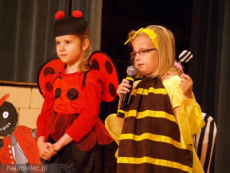 XIV Przegląd Dziecięcych Grup Teatralnych SCENAŻERIA