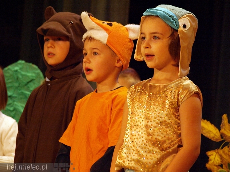 XIV Przegląd Dziecięcych Grup Teatralnych SCENAŻERIA