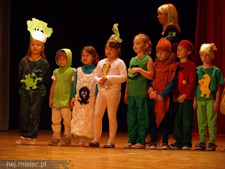 XIV Przegląd Dziecięcych Grup Teatralnych SCENAŻERIA