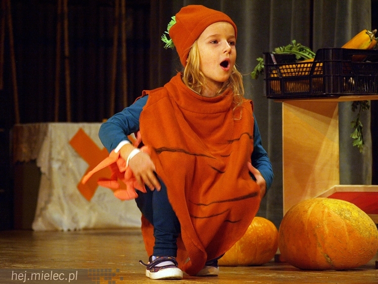 XIV Przegląd Dziecięcych Grup Teatralnych SCENAŻERIA