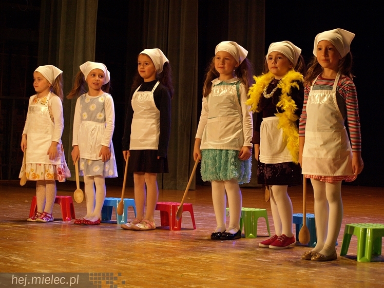 XIV Przegląd Dziecięcych Grup Teatralnych SCENAŻERIA