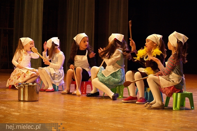 XIV Przegląd Dziecięcych Grup Teatralnych SCENAŻERIA