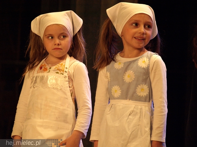 XIV Przegląd Dziecięcych Grup Teatralnych SCENAŻERIA