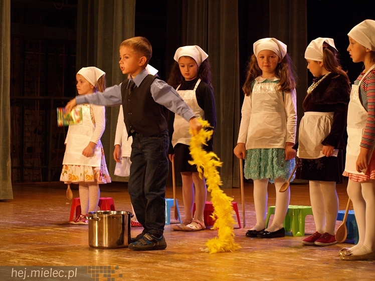 XIV Przegląd Dziecięcych Grup Teatralnych SCENAŻERIA